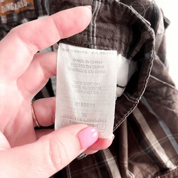 Lee Dungarees Mens Cargo Shorts Multiple Pockets Brown Plaid Size 36 - Picture 4 of 8